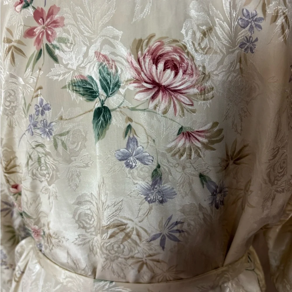 Inner Most Vintage Floral Polyester Robe with Belt Women’s - Picture 9 of 14